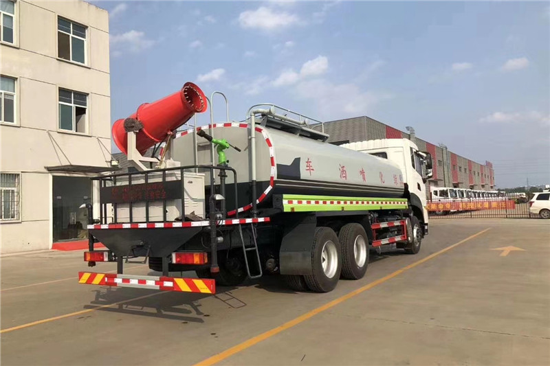 東風(fēng)天龍后八輪20噸噴霧車(chē)，國(guó)六綠化噴灑車(chē)